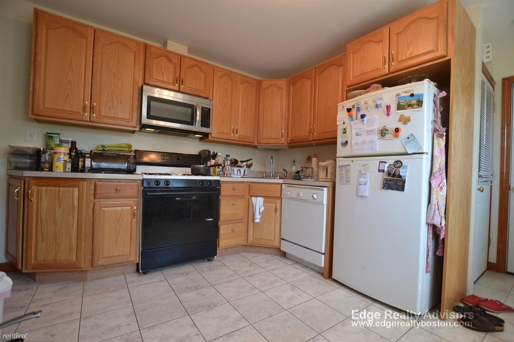 62 Glencoe St # 2 - Photo 0