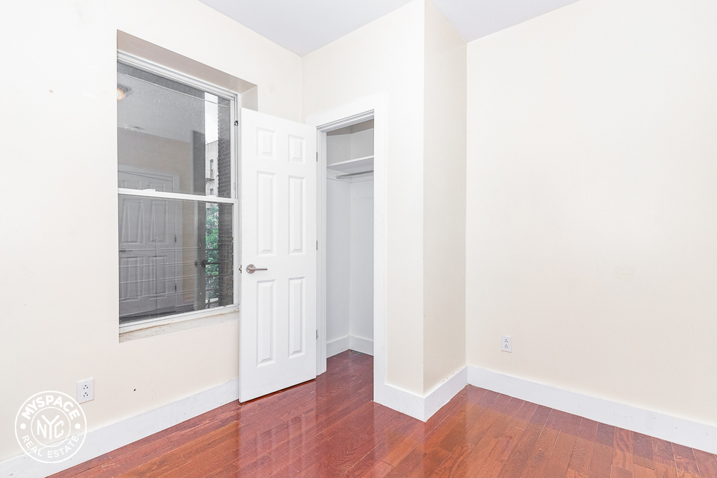 1050 Lafayette Avenue - Photo 10