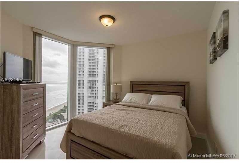 16699 Collins Ave - Photo 17