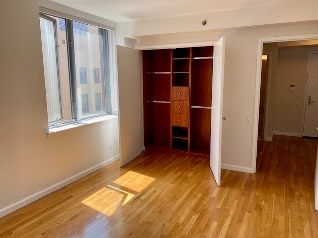 120 West 21st Street - Photo 7