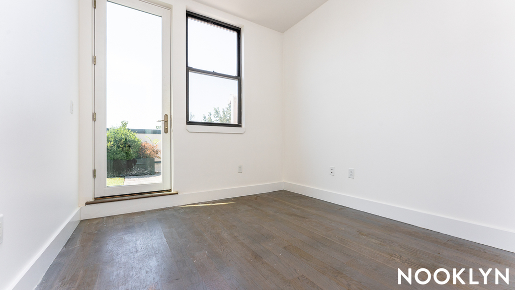 162 Stuyvesant Avenue - Photo 7