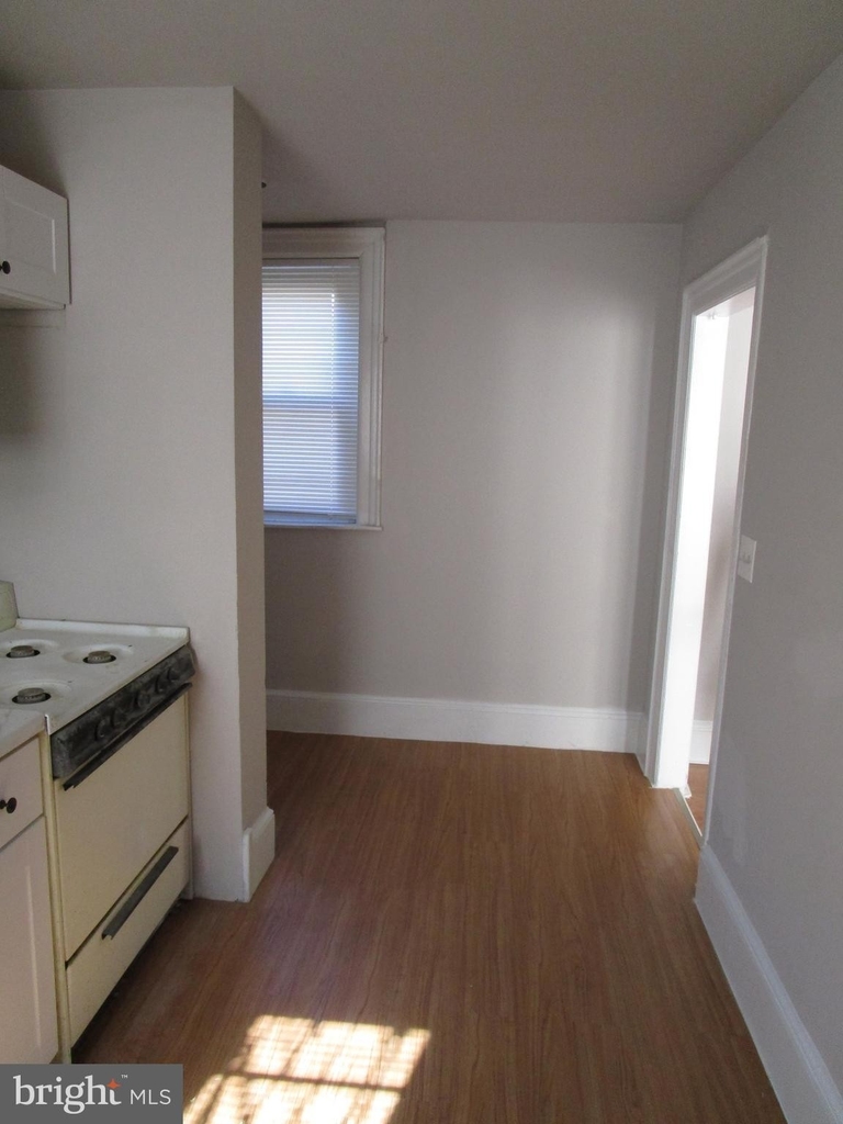 137 S 56th Street - Photo 9