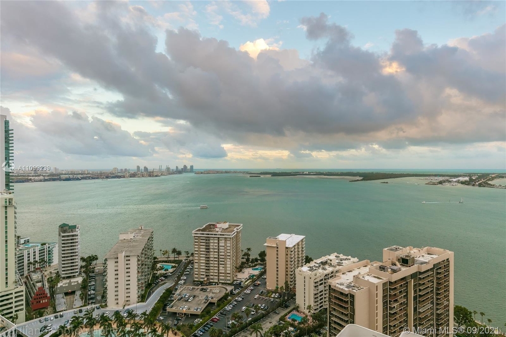 1451 Brickell Ave - Photo 44