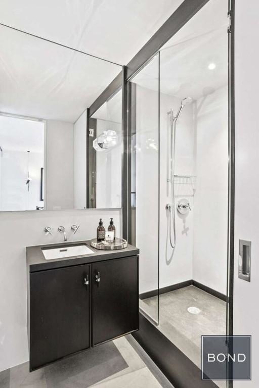 360 West 22nd Street - Photo 8