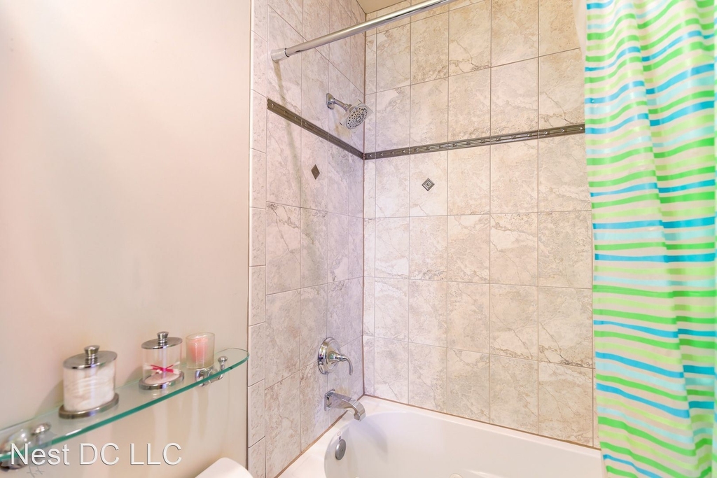 739 Newton Pl Nw Unit 305 - Photo 22