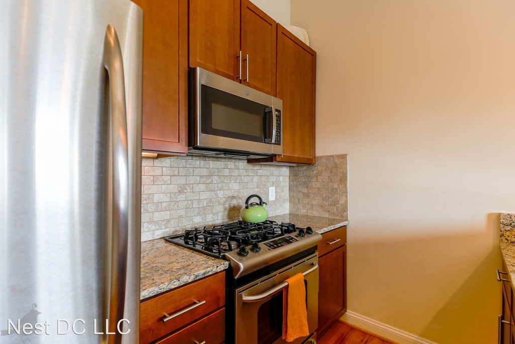 739 Newton Pl Nw Unit 305 - Photo 9