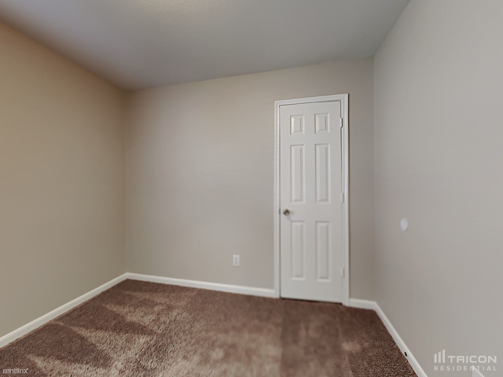 7115 Towering Pine Lane - Photo 11