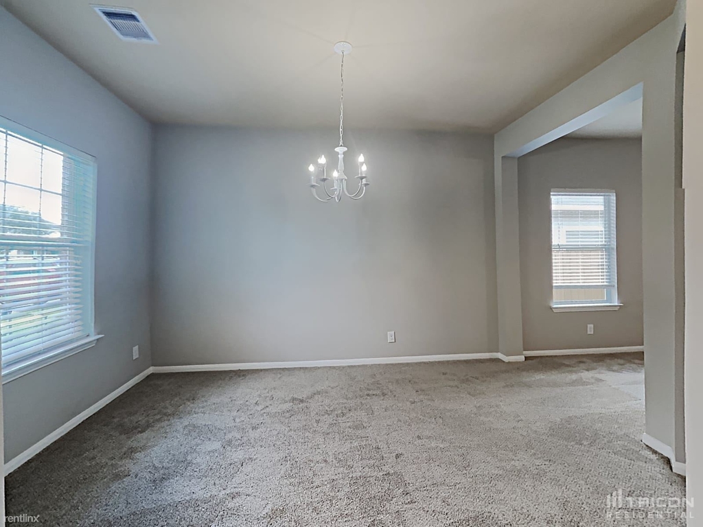 19011 Ayston Drive - Photo 3