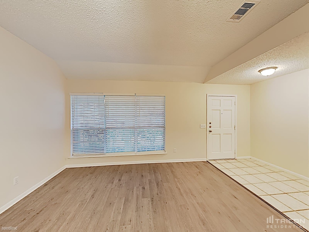 22502 Guardsman Lane - Photo 2