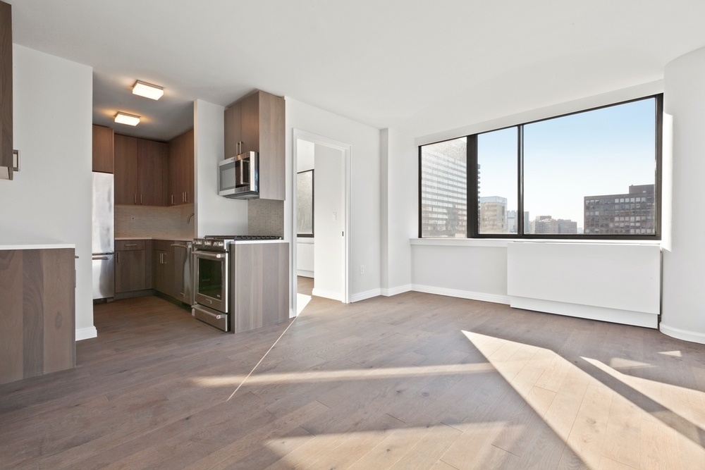 377 East 33rd Street - Photo 5