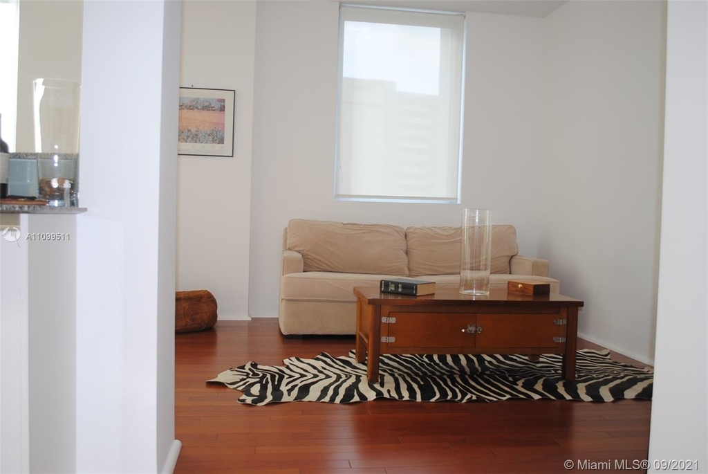 1050 Brickell Ave - Photo 2