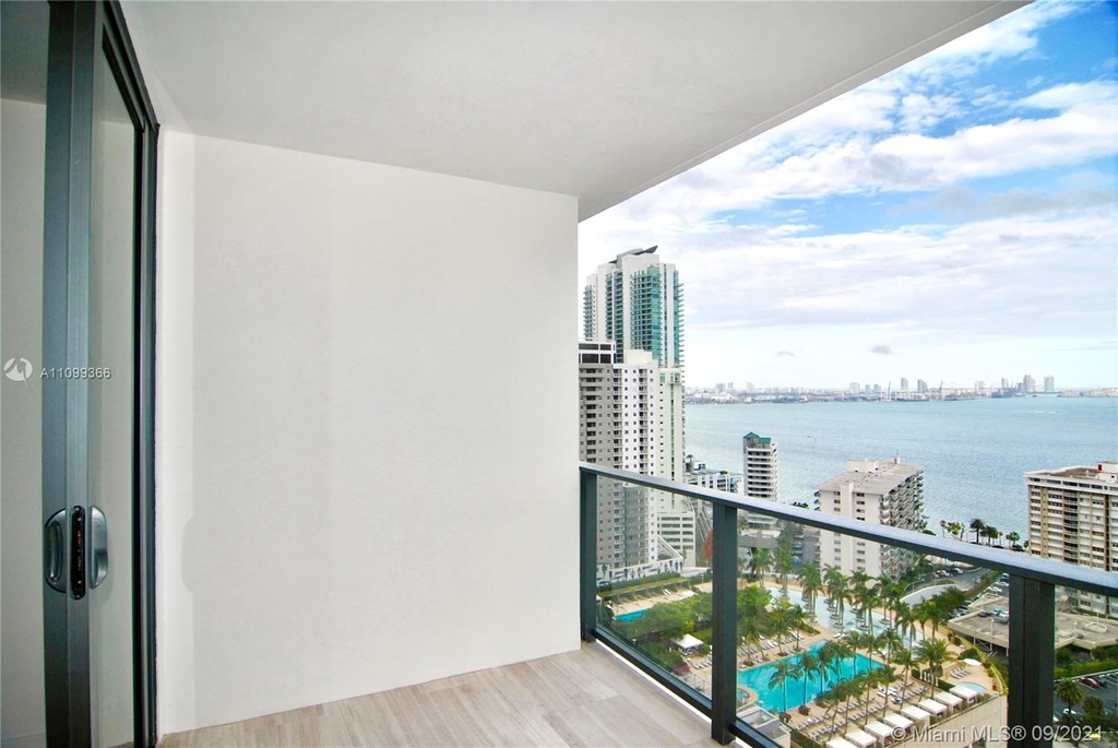 1451 Brickell Ave - Photo 10