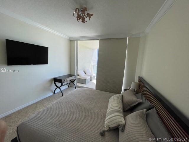 16699 Collins Ave - Photo 24