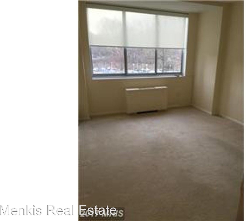 10401 Grosvenor Place Apt 404 - Photo 11