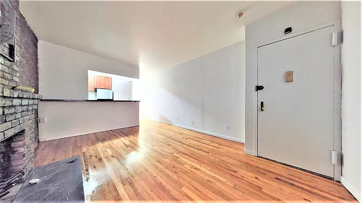 247 West 26th Street - Photo 2