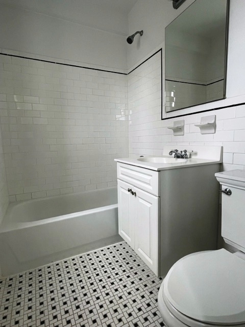 850 Amsterdam Avenue - Photo 7