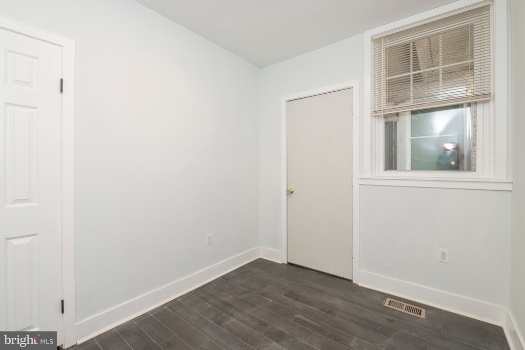 5427 Sansom St. - Photo 14