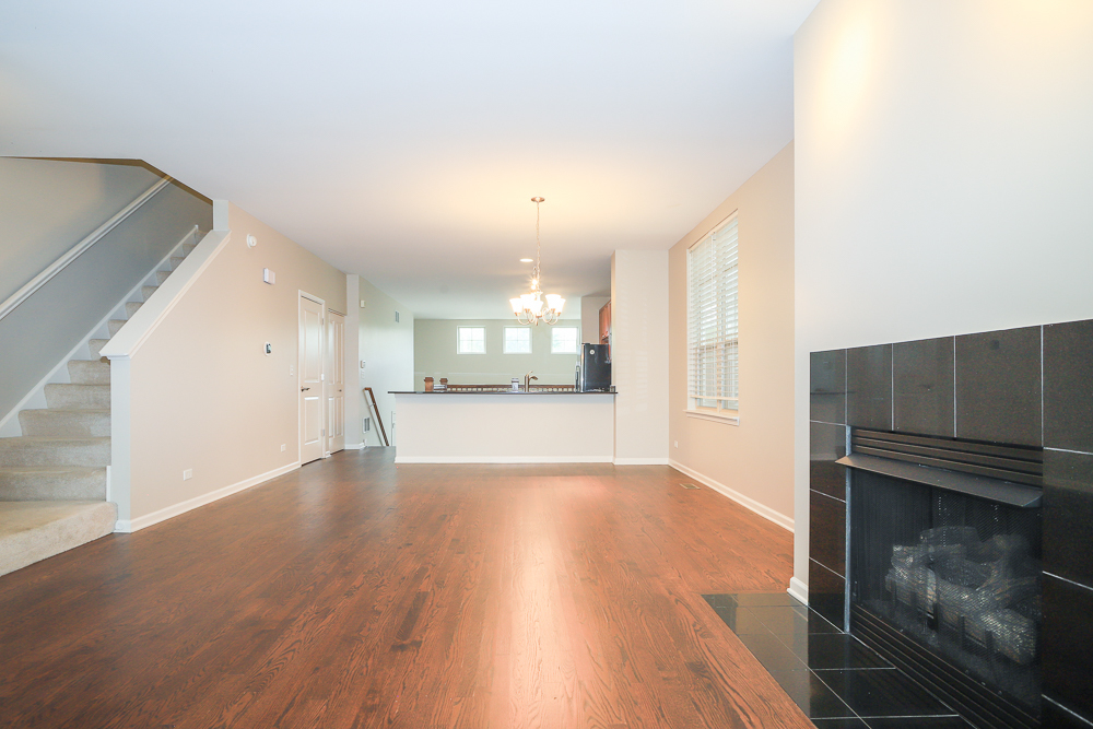 2529 West Grenshaw Street - Photo 1