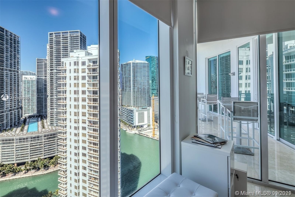 900 Brickell Key Blvd - Photo 23