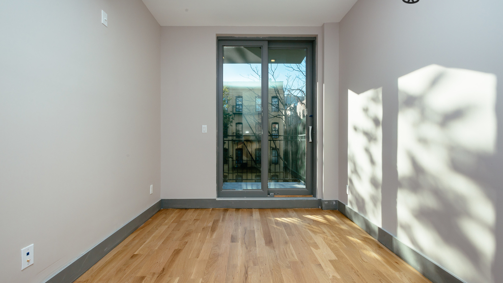 830 Flatbush Avenue - Photo 7