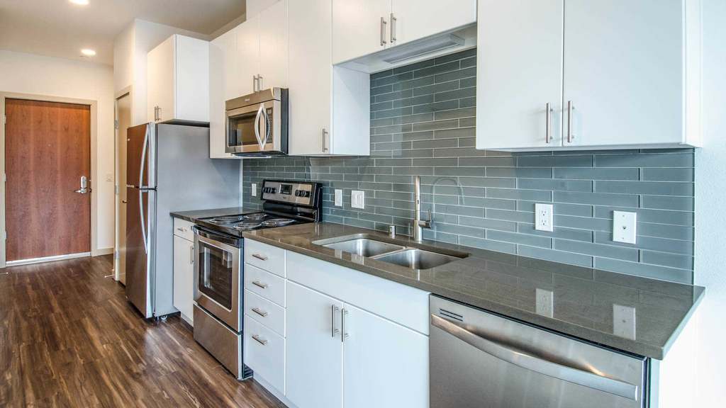 5398 Russell Ave Nw - Photo 2