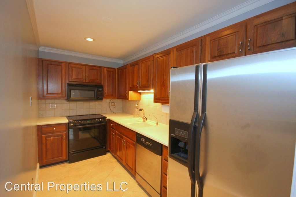 6 Logan Circle Apt 2 - Photo 6