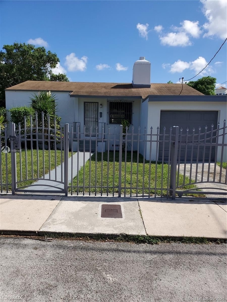 1358 Nw 55 Terr - Photo 0