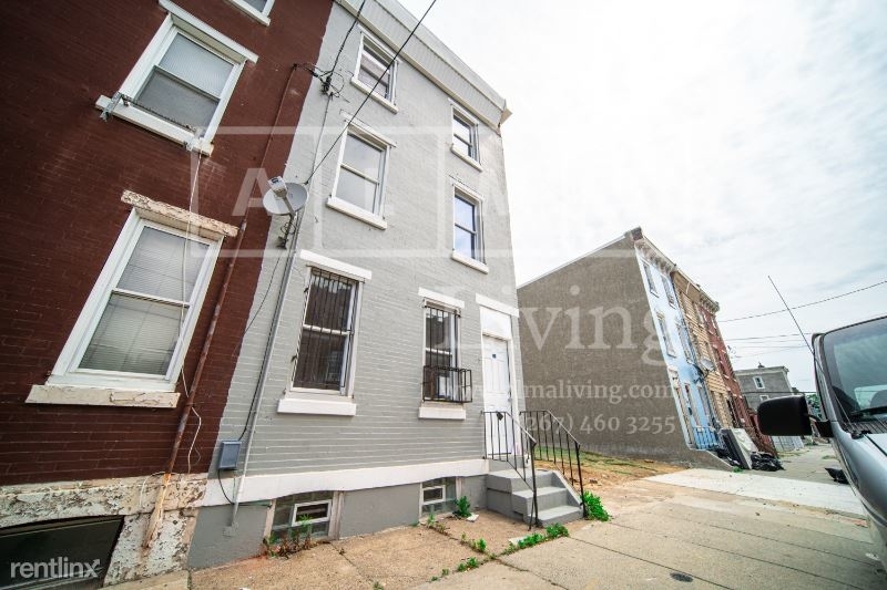 1221 W Somerset St - Photo 25