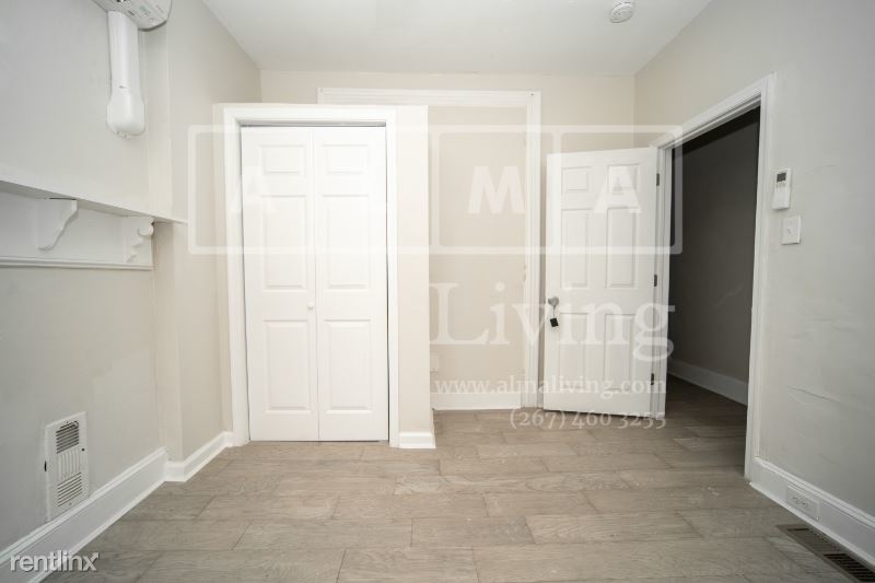 1221 W Somerset St - Photo 16