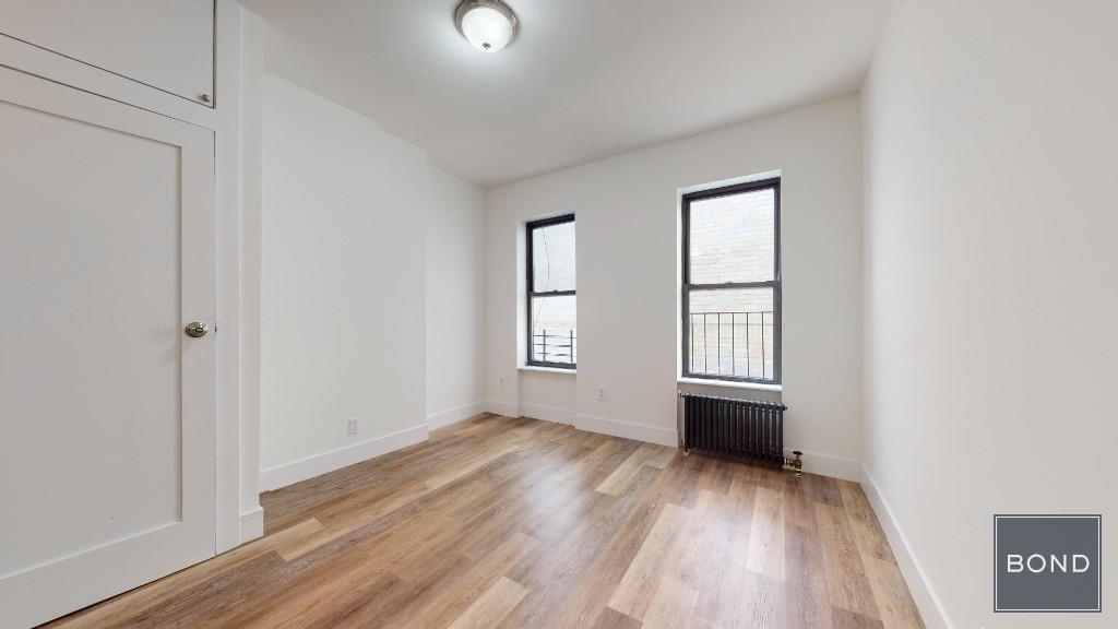 592 Amsterdam Avenue - Photo 1