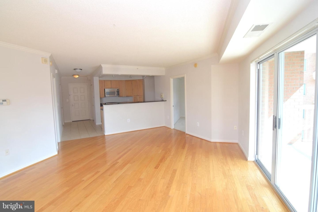 3101 N Hampton Dr #1303 - Photo 3