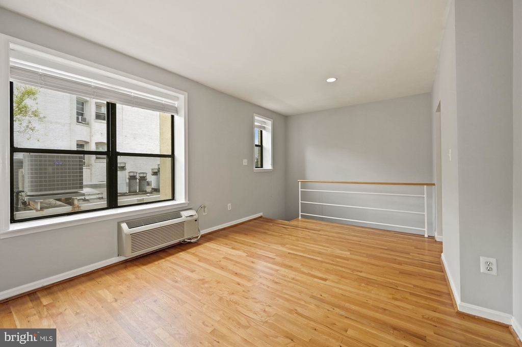 2145 California Street Nw - Photo 4