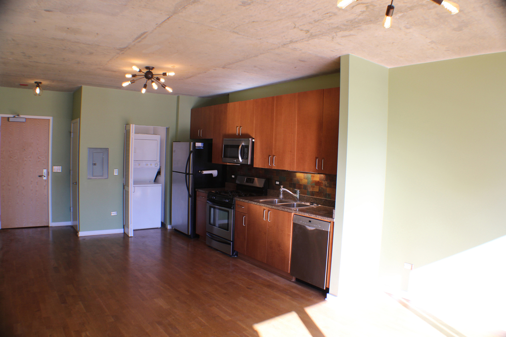 611 South Wells Street - Photo 3