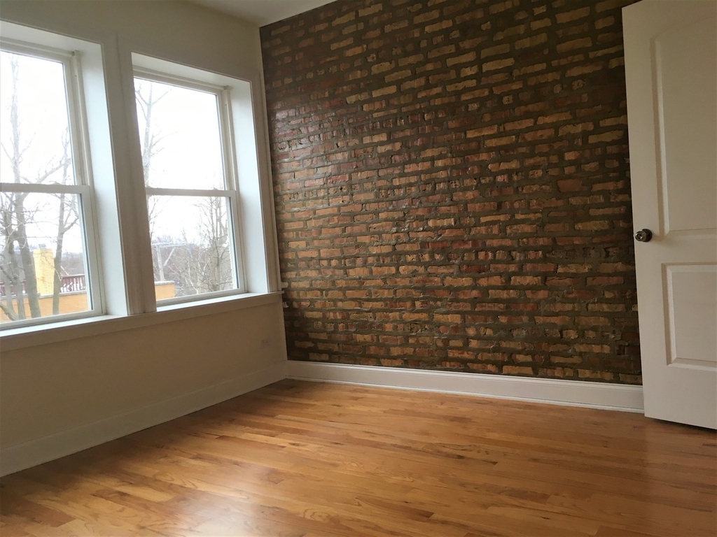 2256 West Arthur Avenue - Photo 13