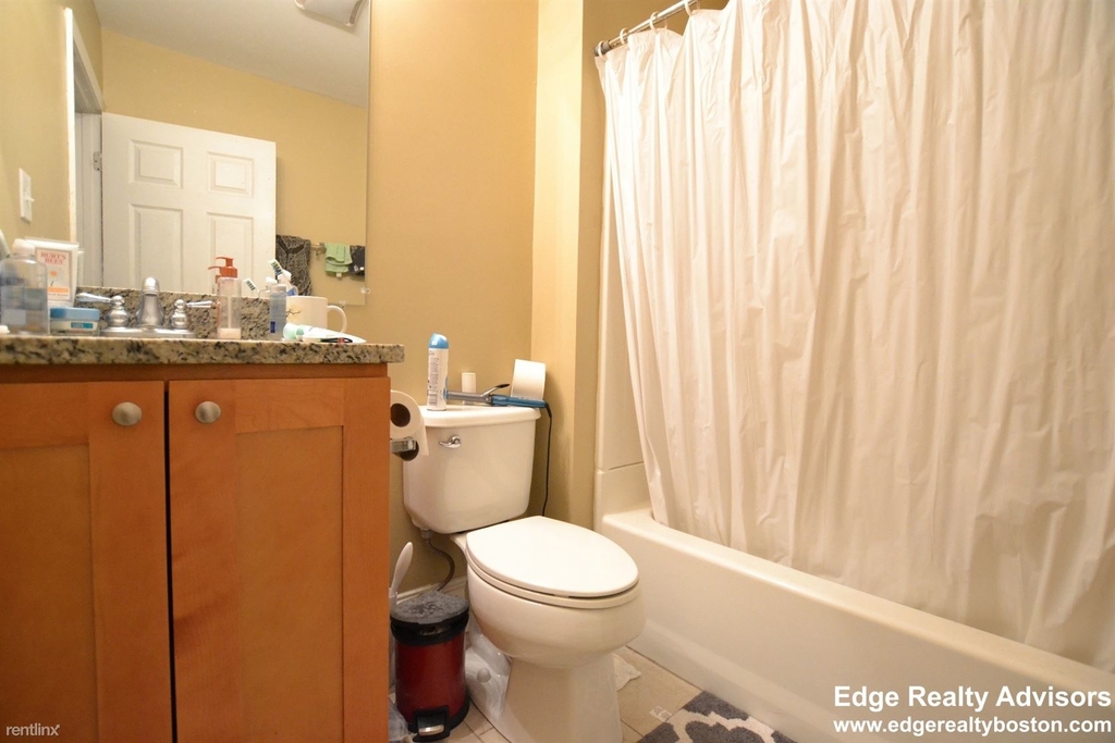 328 Saint Paul St Apt 3 - Photo 8