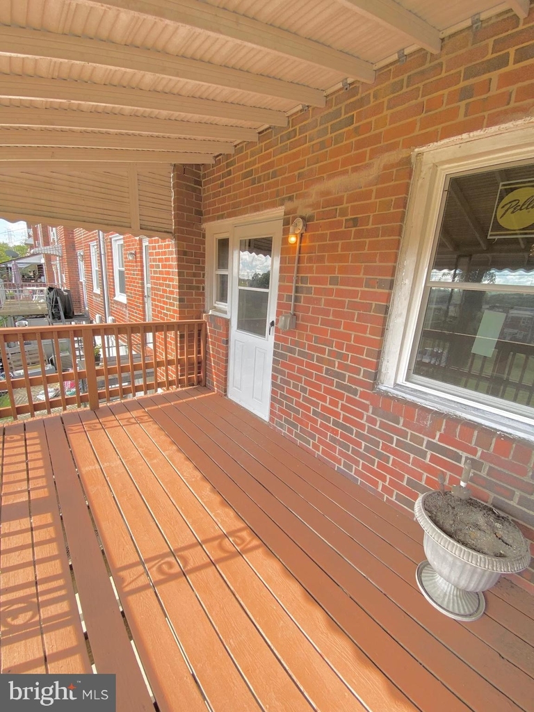 5019 Schaub Avenue - Photo 33