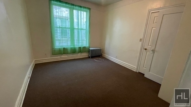 318 East 93 Street - Photo 5