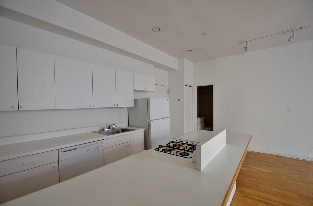 500 West 148th Street - Photo 1