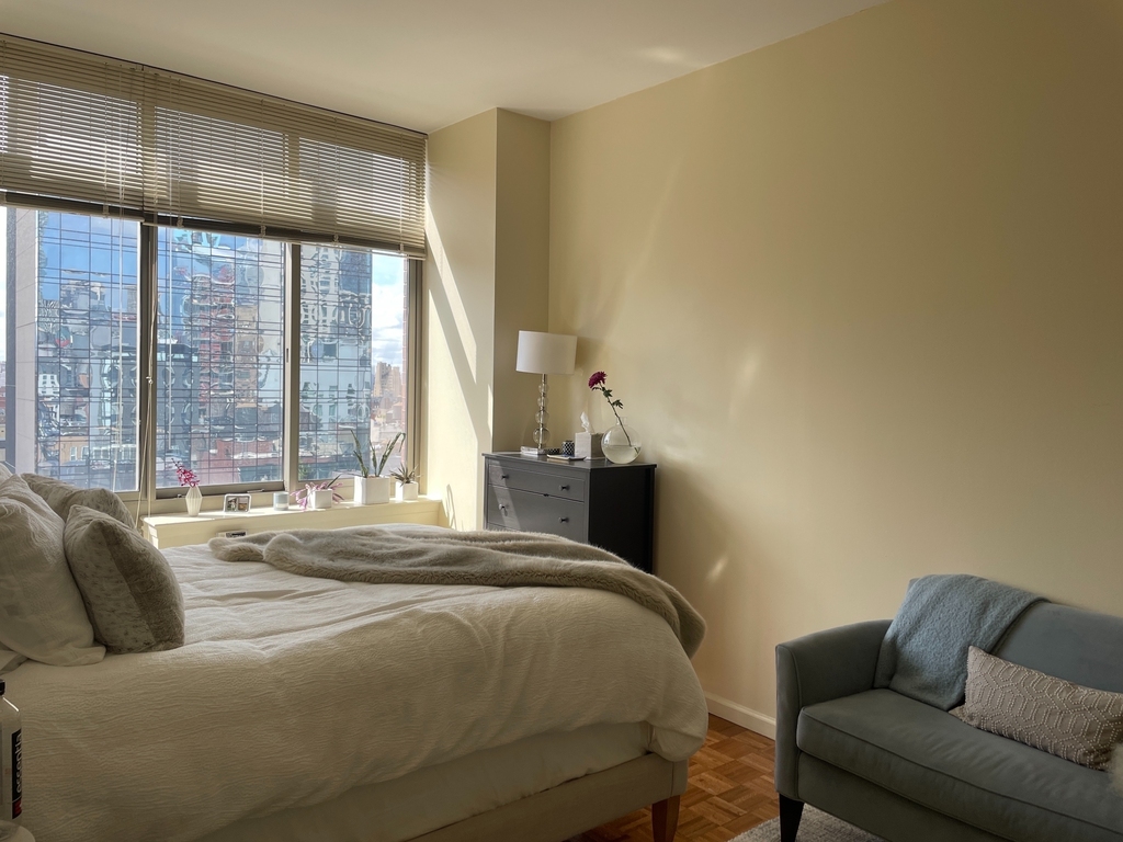 100 West 26th Street - Photo 0