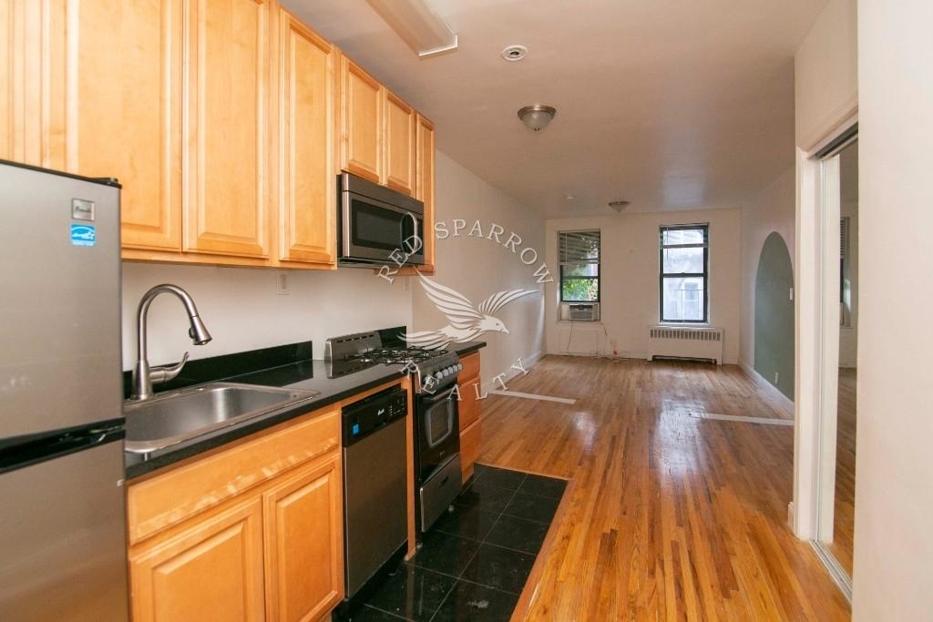 190 East 3rd Street - Photo 6