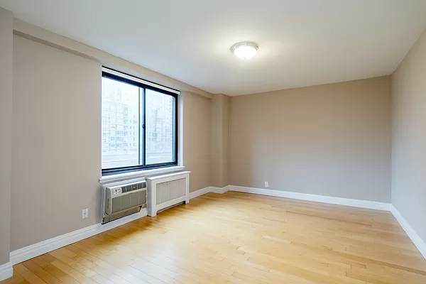 792 Columbus Avenue - Photo 3