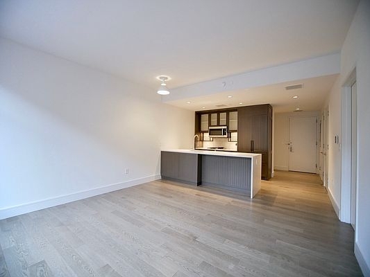 510 East 14th Street - Photo 1