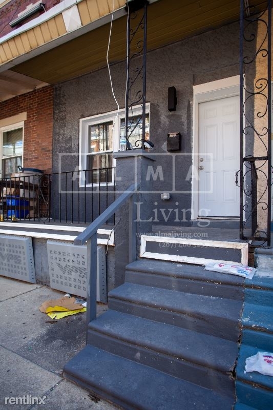 2145 S Daggett St - Photo 0