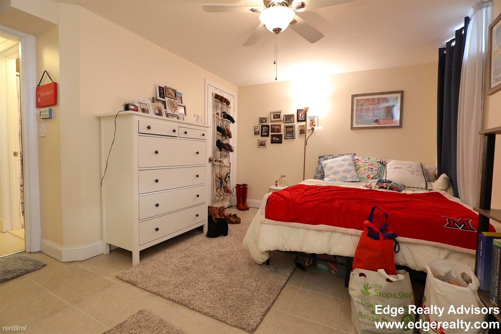 8 Delaware Pl Apt 1 - Photo 12