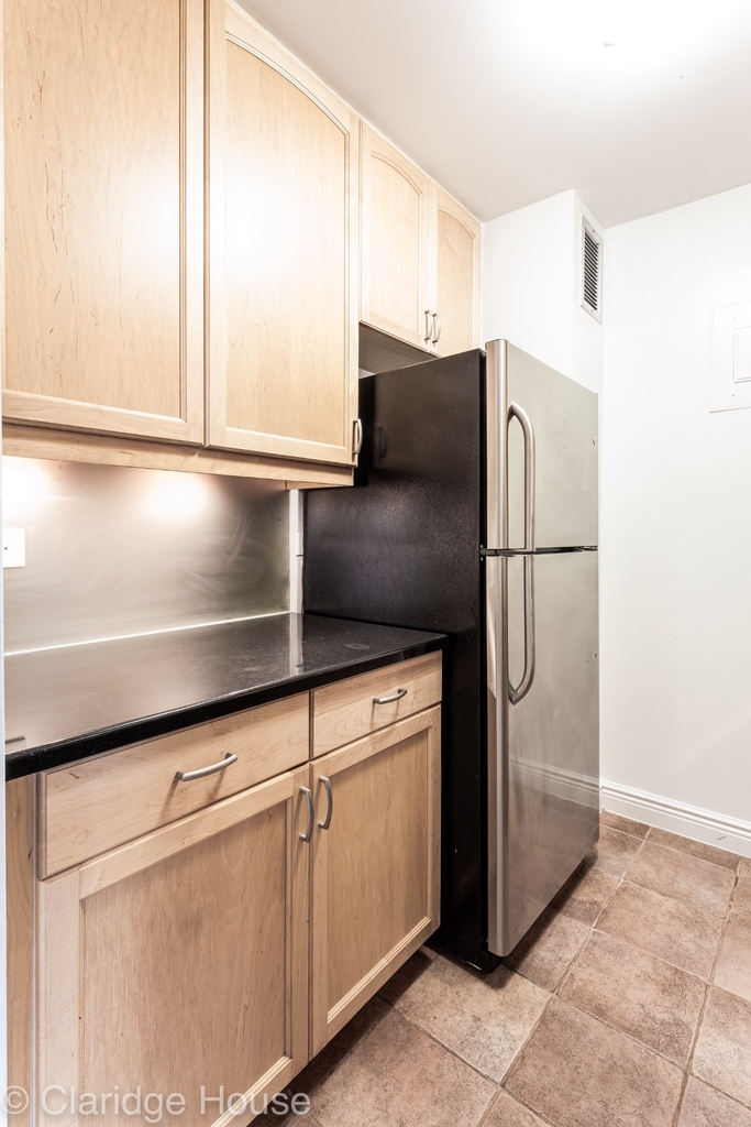 201 East 87th Street - Photo 4