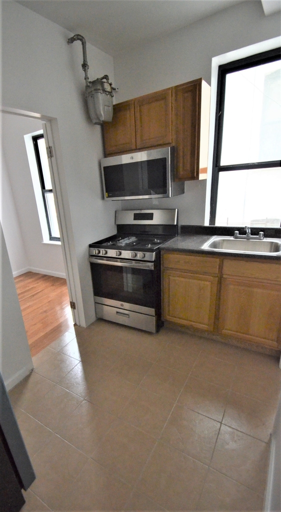 1482 Amsterdam Avenue - Photo 0