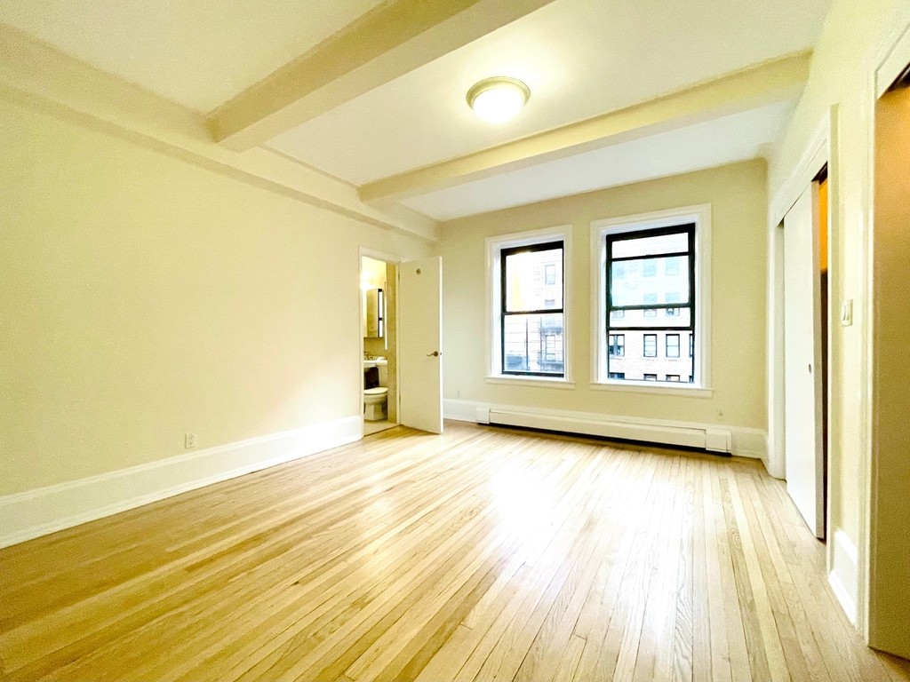 147 West 79th Street - Photo 4