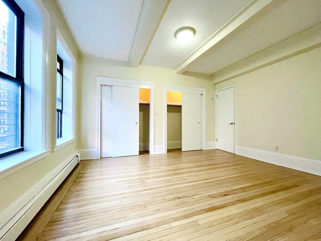 147 West 79th Street - Photo 6