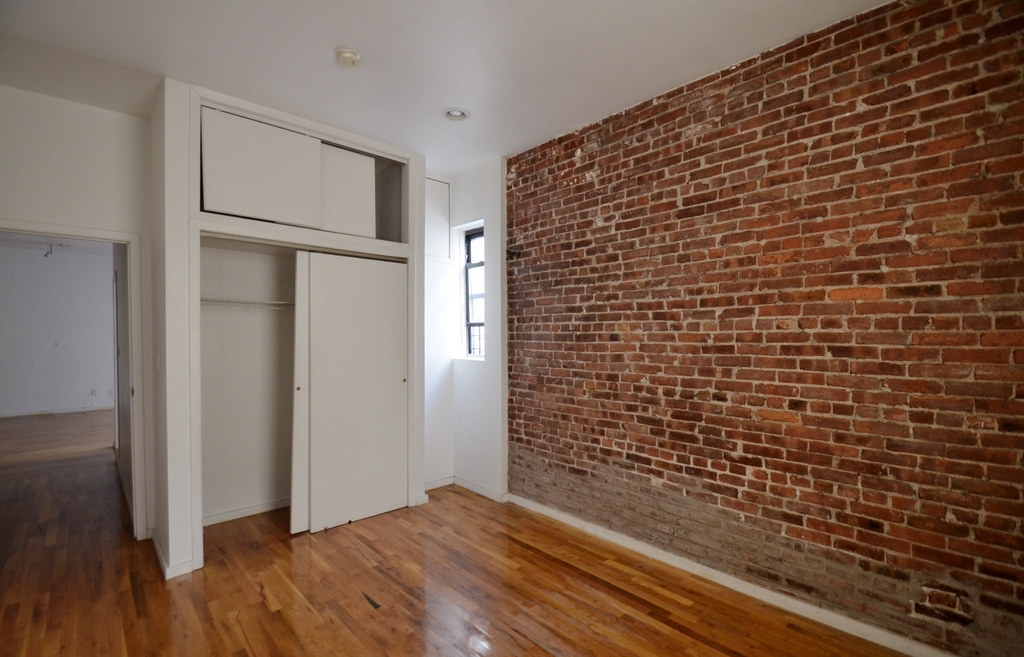 502 West 148th Street - Photo 9