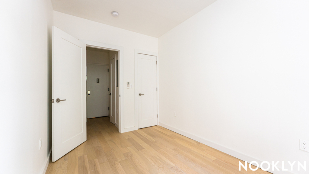 419 Marcus Garvey Blvd  - Photo 7